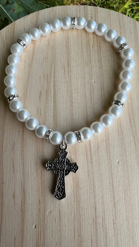 Pearl Bracelet for women/ Beaded Stretch Strand Bracelet/Anniversary/Wedding /Bridesmaid/Present for her/Birthday Present/Christmas Gifts - Rosaries by Minnette