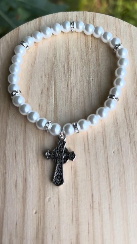 Pearl Bracelet for women/ Beaded Stretch Strand Bracelet/Anniversary/Wedding /Bridesmaid/Present for her/Birthday Present/Christmas Gifts - Rosaries by Minnette