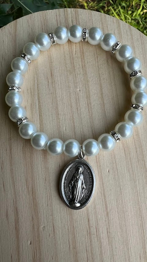 Beautiful Stretch Bracelet Lady of Miracle Medal/Stretch Bracelet/Handmade/Wedding Bracelet/Rare Fine/Anniversary/Present for Her/Wedding - Rosaries by Minnette