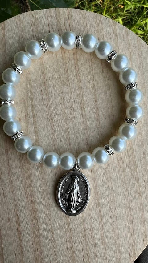 Beautiful Stretch Bracelet Lady of Miracle Medal/Stretch Bracelet/Handmade/Wedding Bracelet/Rare Fine/Anniversary/Present for Her/Wedding - Rosaries by Minnette