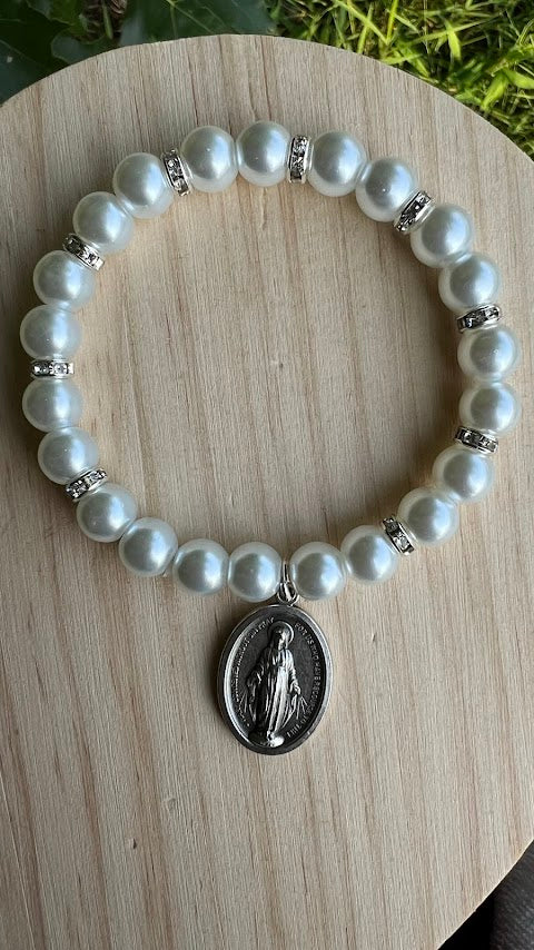 Beautiful Stretch Bracelet Lady of Miracle Medal/Stretch Bracelet/Handmade/Wedding Bracelet/Rare Fine/Anniversary/Present for Her/Wedding - Rosaries by Minnette
