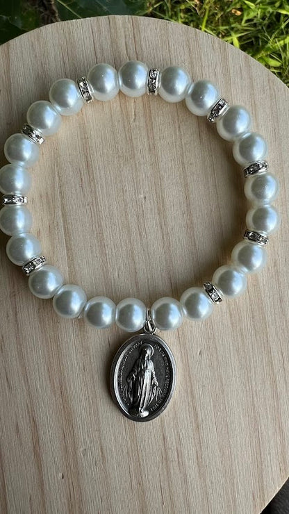 Beautiful Stretch Bracelet Lady of Miracle Medal/Stretch Bracelet/Handmade/Wedding Bracelet/Rare Fine/Anniversary/Present for Her/Wedding - Rosaries by Minnette